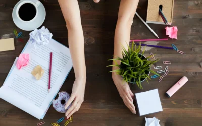 Organiza tu escritorio en 7 pasos: productividad real para estudio y trabajo