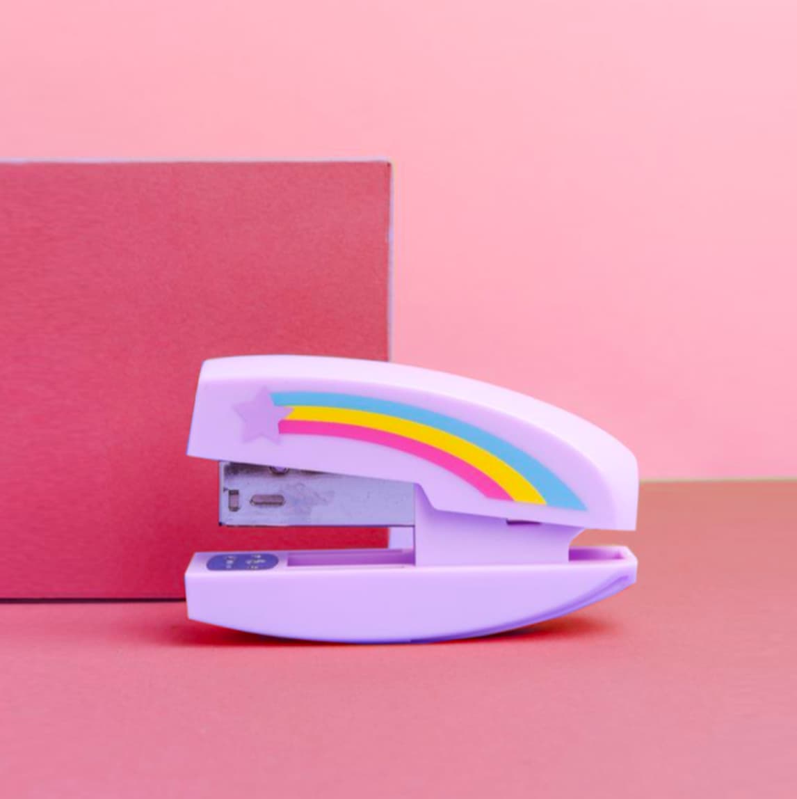 grapadora de arcoiris